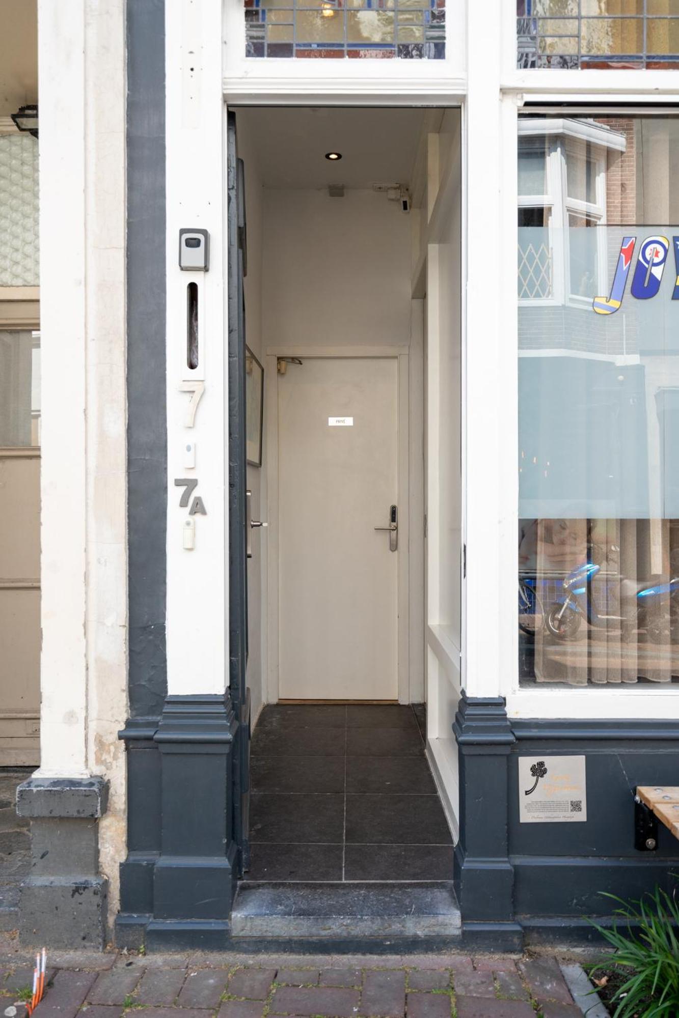 Stylish Studio In The Heart Of Breda City Center Extérieur photo